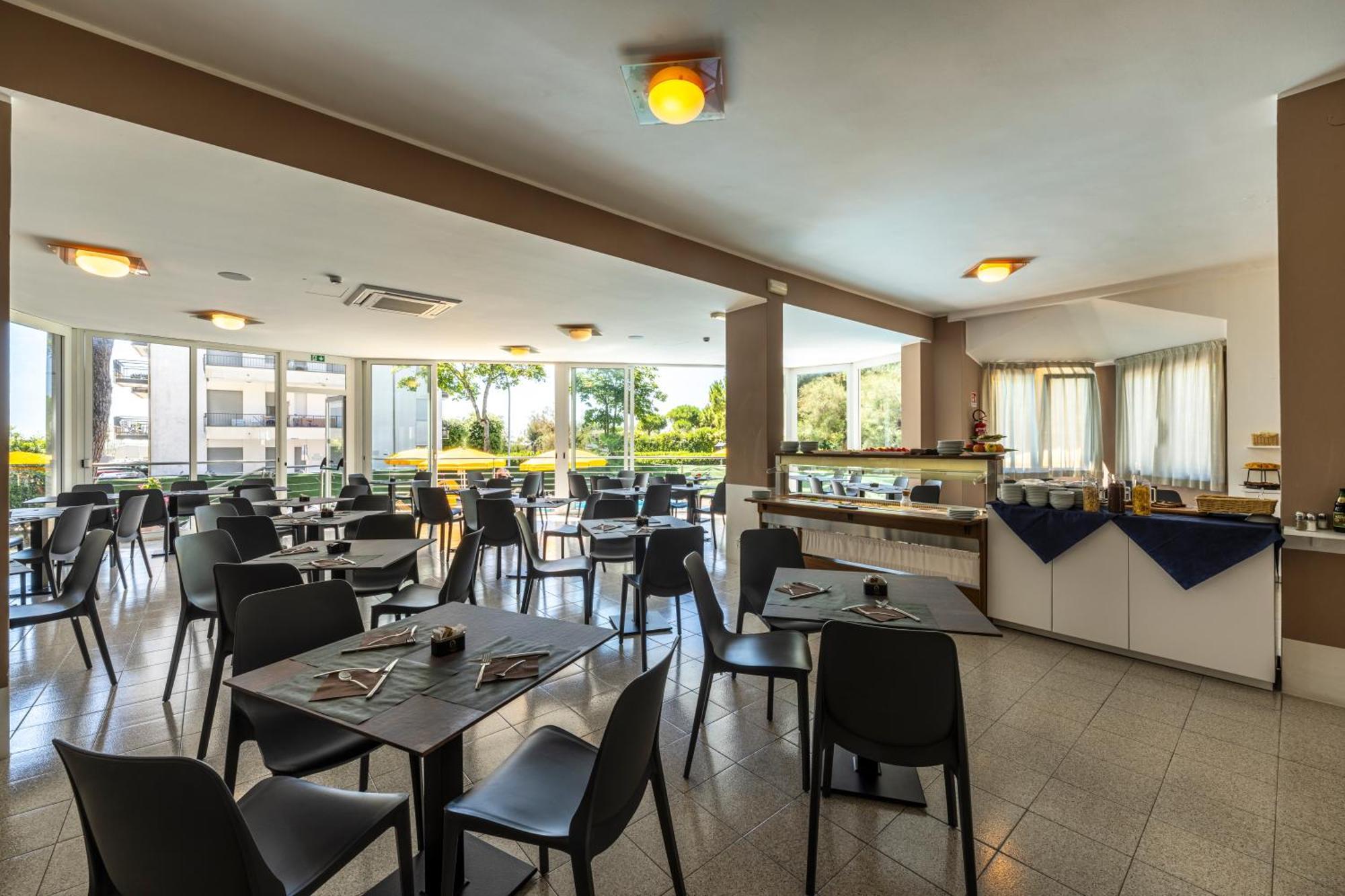 Hotel La Siesta Jesolo Extérieur photo